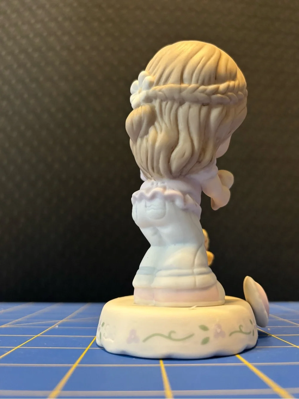 Precious Moments Figurine with Puppy - Growing in Grace Age 11 - Picture 4 of 8
